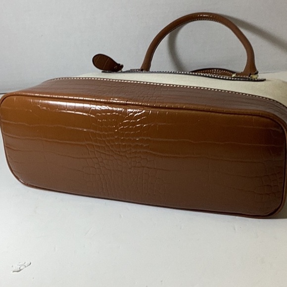 Linen Croc-Embossed Dome Satchel - Picture 11 of 12